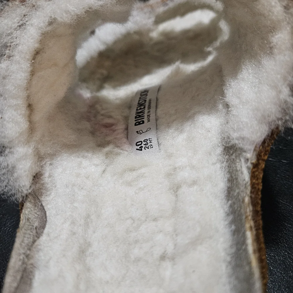 Birkenstock Women's Brown Shearling Slippers Sz 40 - Picture 13 of 16